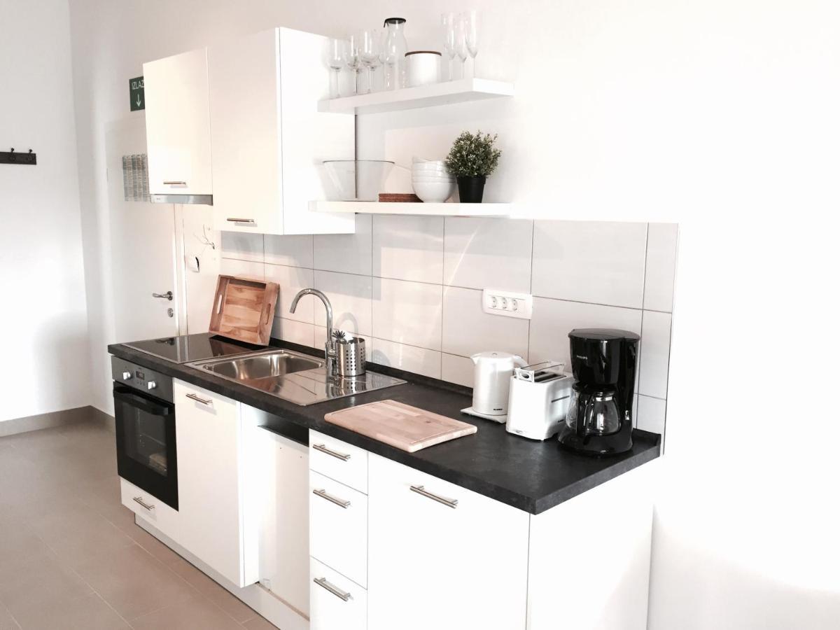 Apartmani Zivaljic Trogir Kültér fotó